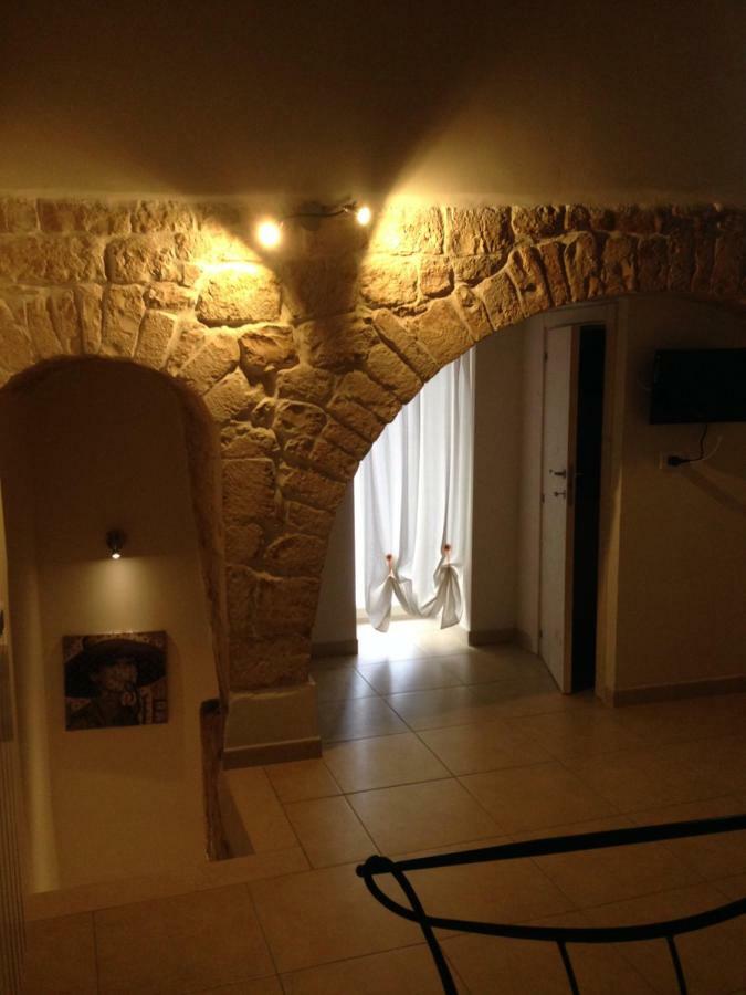 Pietra Bianca Bed & Breakfast Conversano Exterior photo